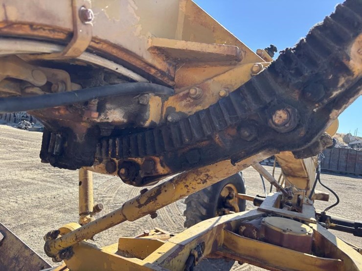 caterpillar-14e-image-27
