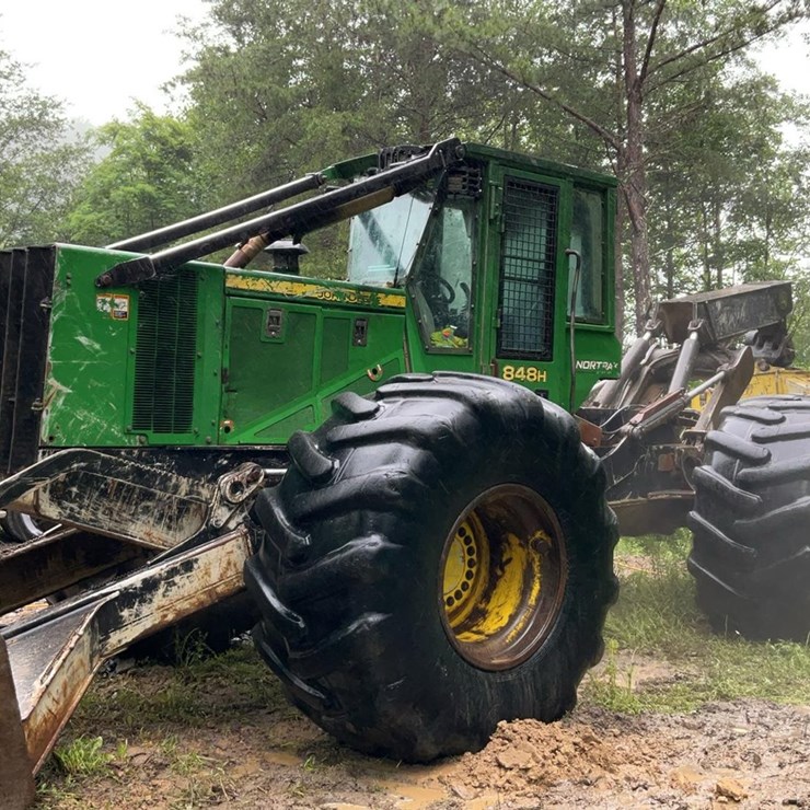 2015 DEERE 848H