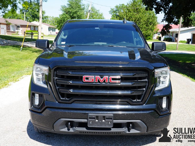2022-gmc-1500-image-2