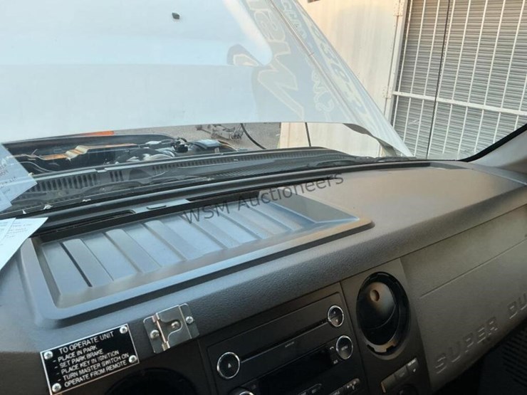 2016-ford-f550-image-24