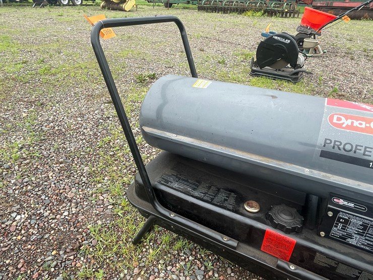 #4945-•-dyna-glo-deluxe-dual-heat-torpedo-heater-image-10