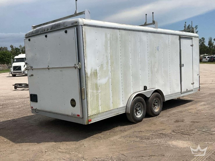 2015-wells-cargo-ew2024-20ft-t/a-enclosed-trailer-image-3