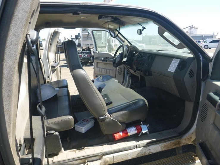 2010-ford-f250-image-6