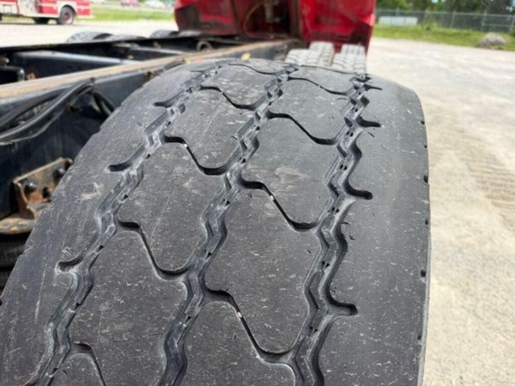2021-kenworth-t880-image-55