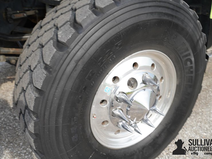 2007-ford-f650-image-16