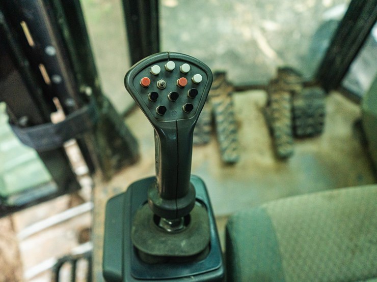 2010-caterpillar-521-image-51