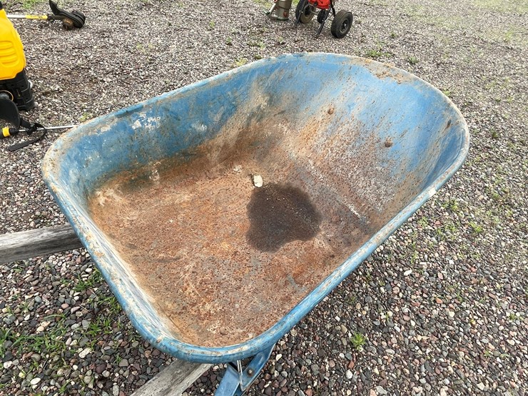 #4941-•-jackson-wheelbarrow-image-5