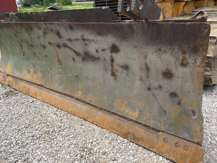 2004-deere-700h-image-12