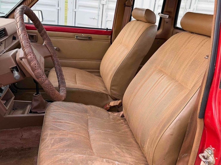 1986-nissan-d21-image-13