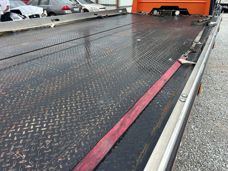 #149-•-2024-freightliner-m2-rollback-image-30