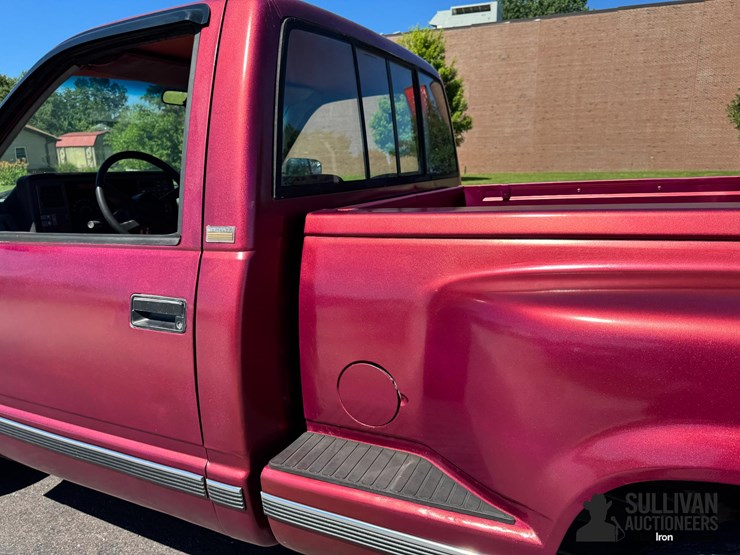 1990-chevrolet-silverado-1500-image-16