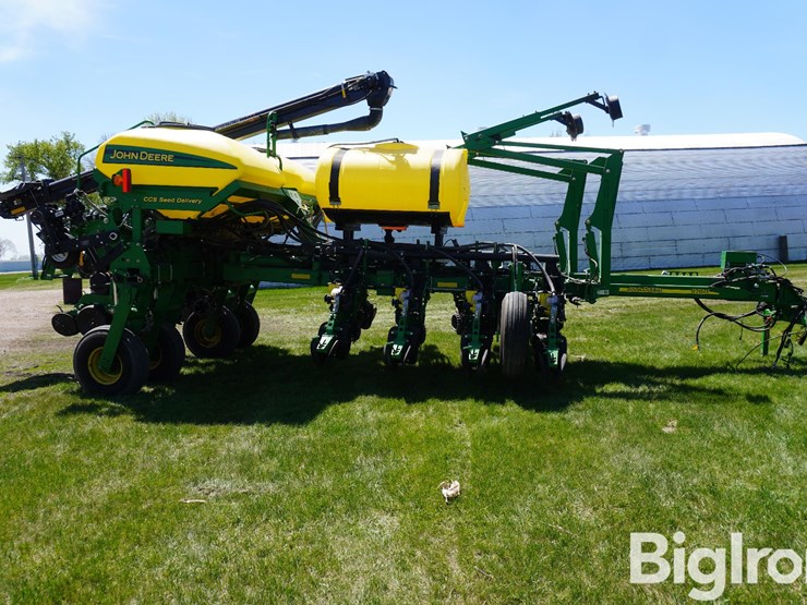 2012-john-deere-1770-image-4