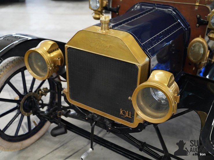 1911-ford-model-t-image-12