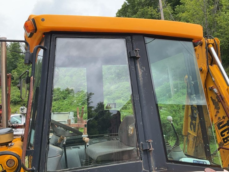 1998-jcb-210-image-22