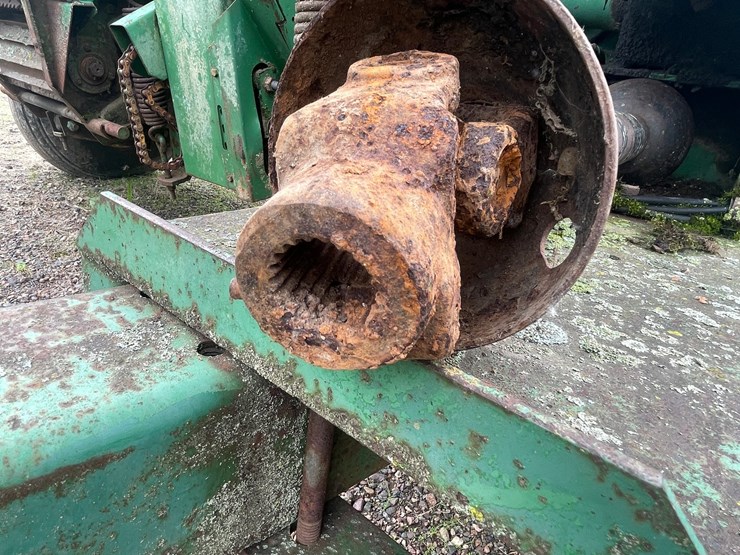 john-deere-3940-image-14