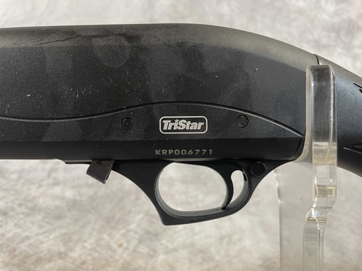 #4133-•-tristar-cobra-field-black-,-12-ga.-pump-action-shotgun,-sn:-krp006771,-(neenah,-wi)-image-11