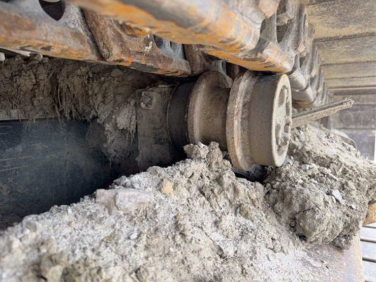 2014-caterpillar-336e-image-25