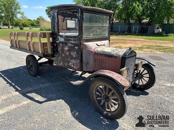 1925-ford-model-t-image-3