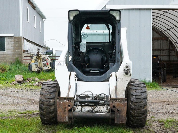 2015-bobcat-s650-image-8