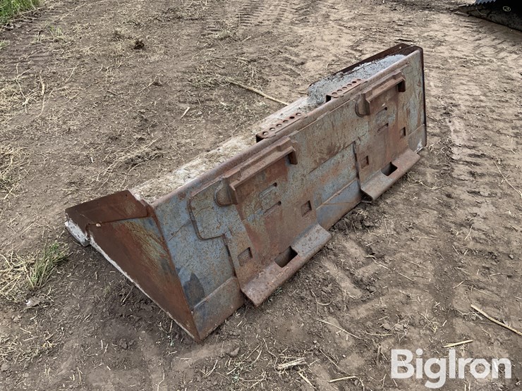 67”-skid-steer-bucket-image-7