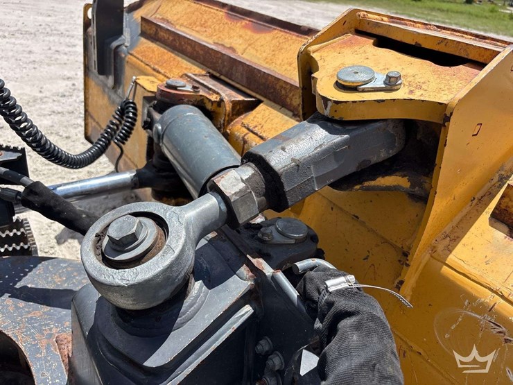 2018-deere-650k-image-9