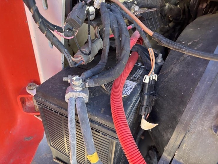 2019-bobcat-t770-image-37