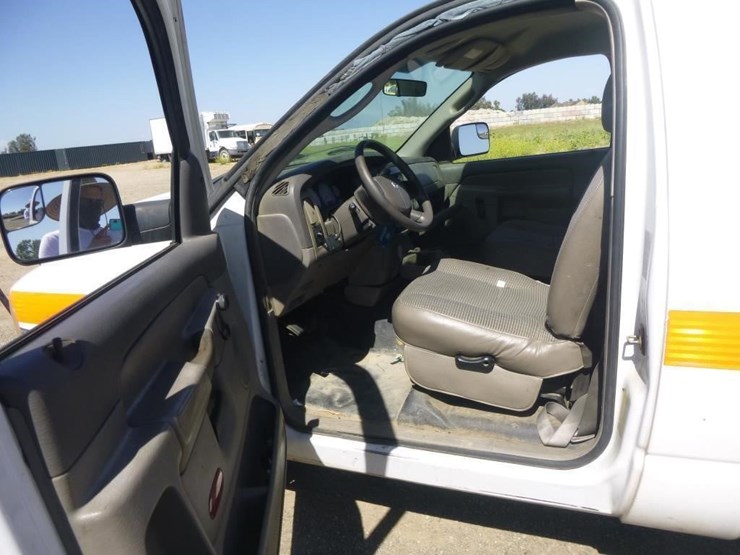2005-dodge-ram-1500-image-8