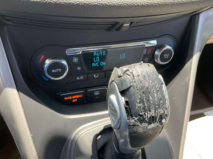 2016-ford-escape-image-16