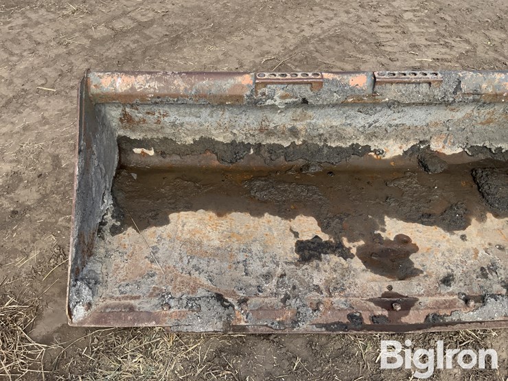 bobcat-6’-skid-steer-bucket-image-10