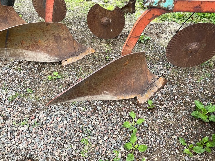 #4912-•-kvernelands-4-bottom-plow-image-15