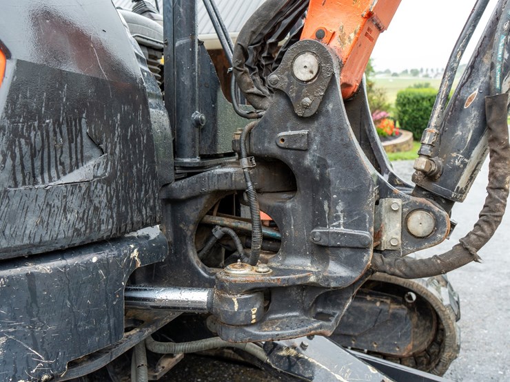 2023-kubota-u55-5-image-28