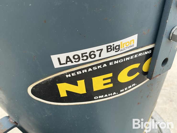 neco-electric-grain-spreader-image-14