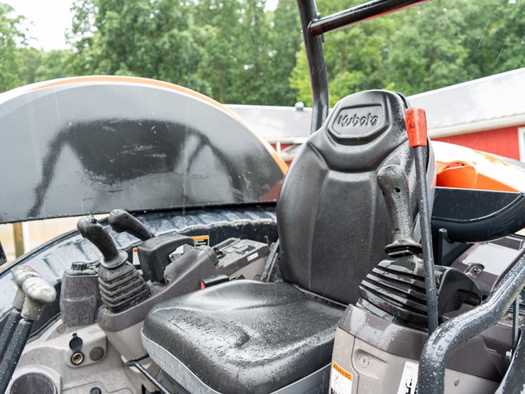 2023-kubota-u55-5-image-21