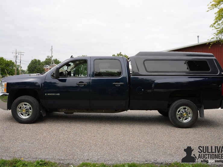 2007-chevrolet-silverado-2500-image-8