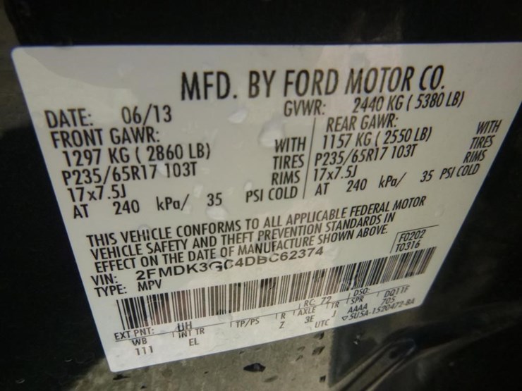 2013-ford-edge-image-16