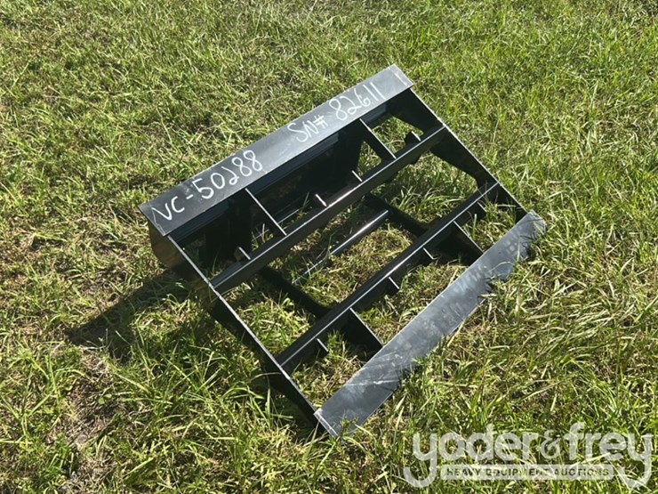 unused-sdlanch-land-levler-to-suit-mini-skidsteer-image-1