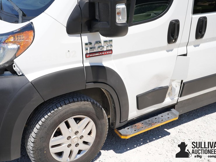 2021-ram-promaster-1500-image-15