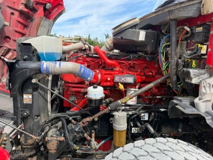 2021-kenworth-t880-image-41