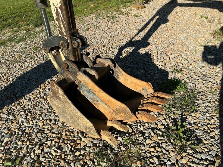 2003-bobcat-334d-image-34