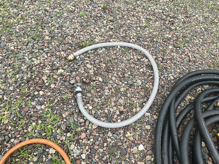 #4940-•-pile-of-hoses-and-extension-cords-image-11