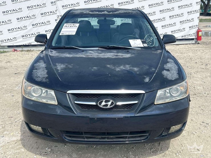 2008-hyundai-sonata-sedan-image-28