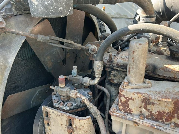 1979-peterbilt-359-image-62