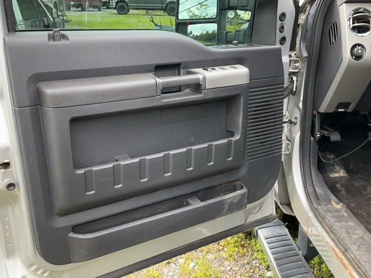 2016-ford-f350-image-17