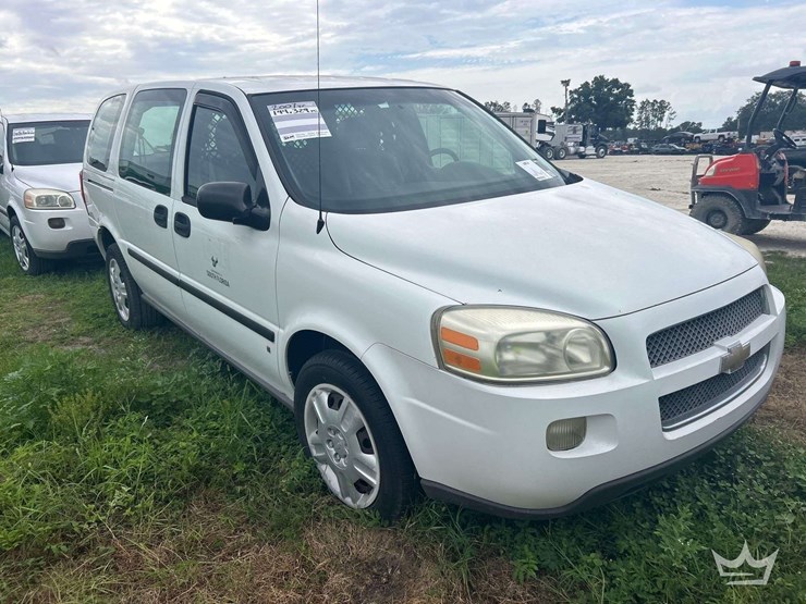 2007-chevrolet-uplander-image-2