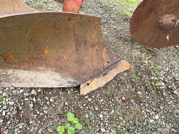 #4912-•-kvernelands-4-bottom-plow-image-13