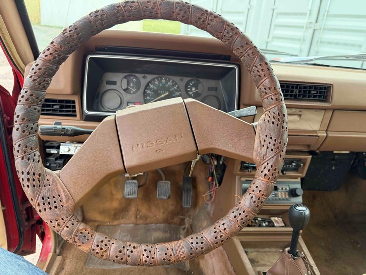 1986-nissan-d21-image-16
