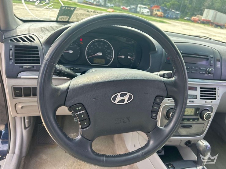 2008-hyundai-sonata-sedan-image-13