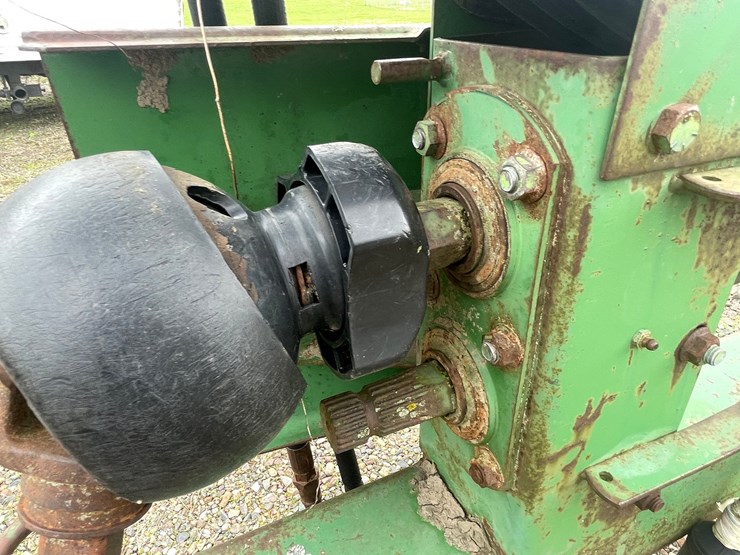 john-deere-3940-image-7