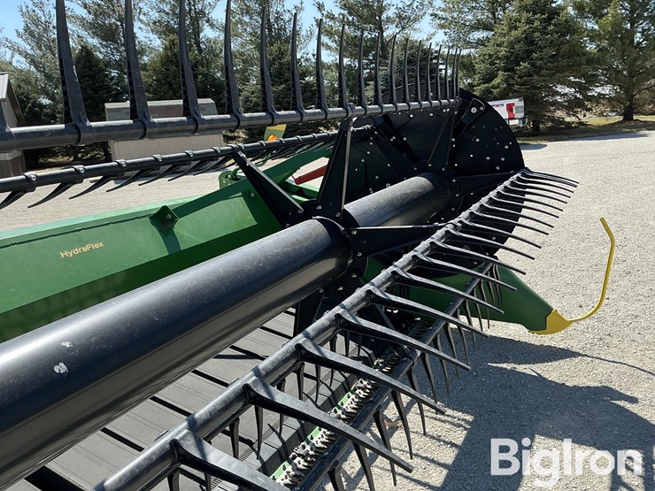 2020-john-deere-735fd-image-13
