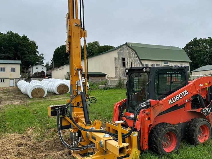 #104-•-2022-rhino-solar-pro-pile-driver-image-1